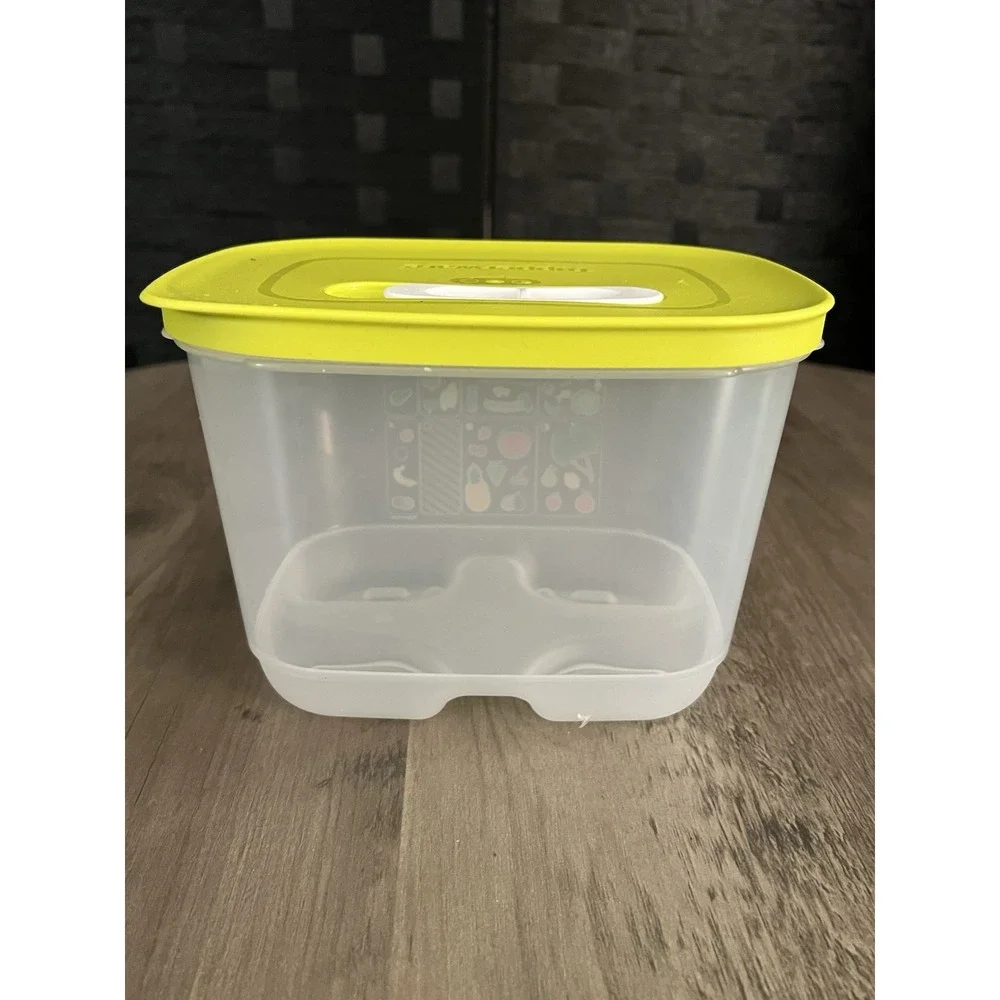 Tupperware #7286B-2 Fridgesmart‎ Storage Container 1.8 L (1-3/4 qt) W/  Lid VGC